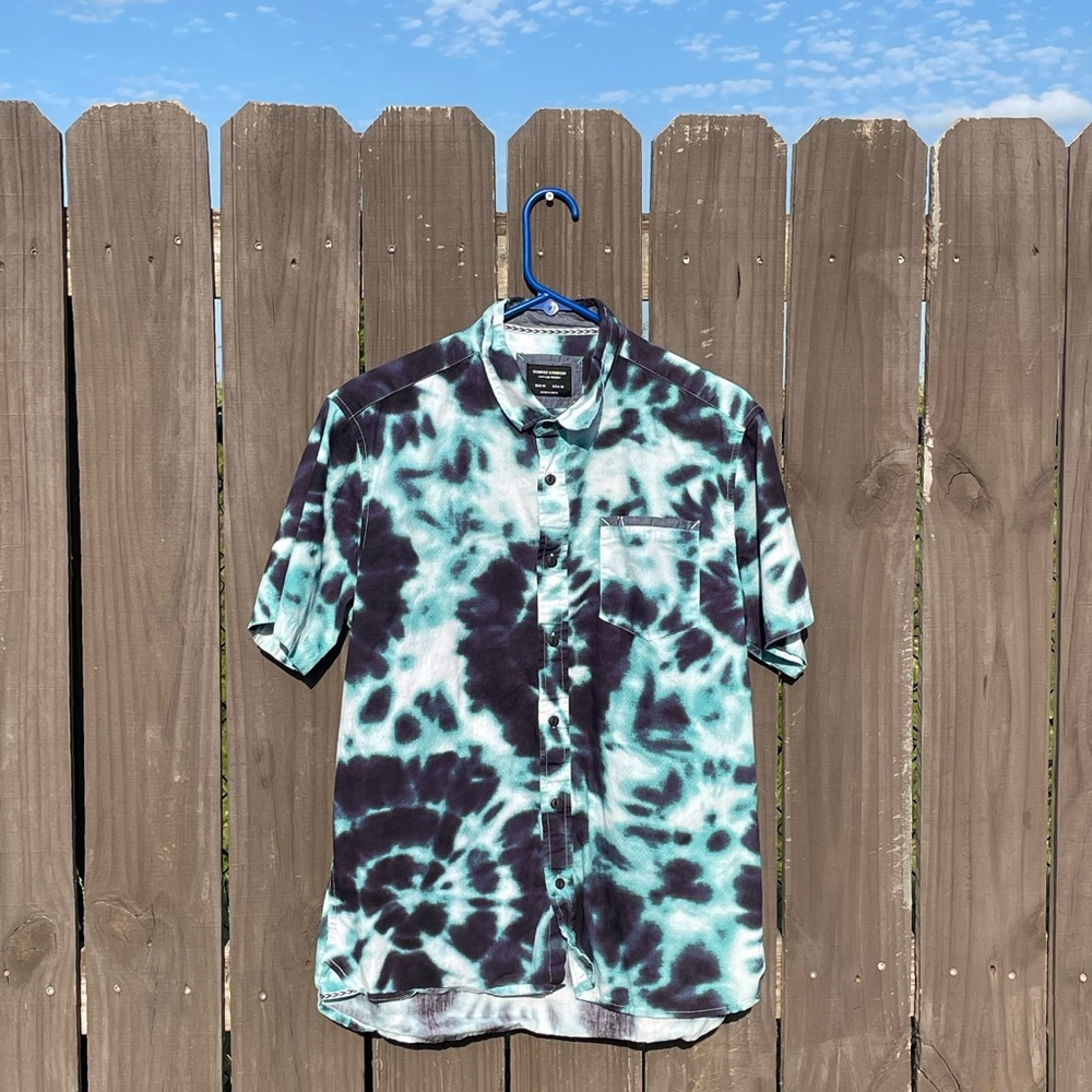 Mens sunrise kingdom blue tie dye button down shirt - Picture 9 of 17
